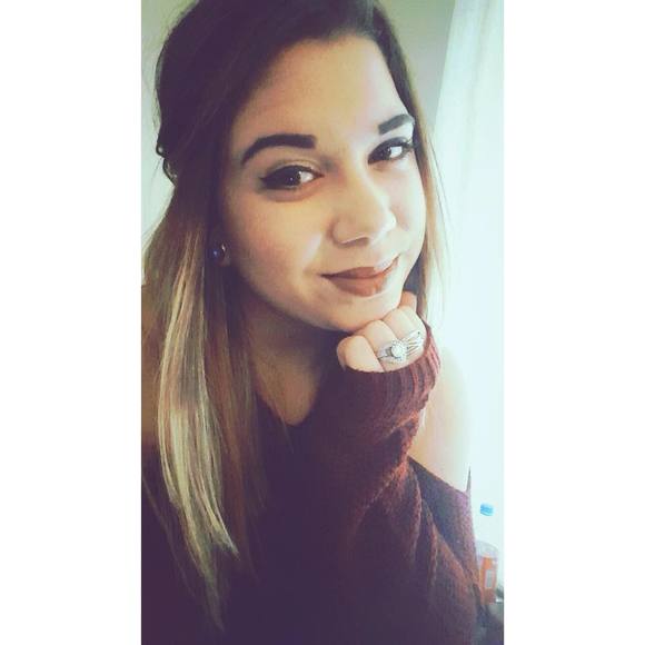 Meet your Posher, Megan - Picture 1 of 1